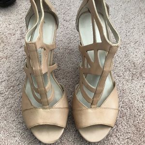Franco Sarto beige heels